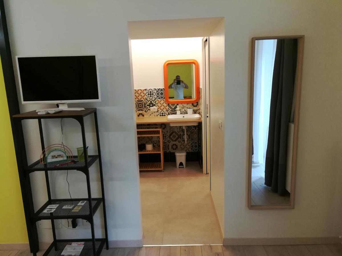2 Lofts Guest House Турин Экстерьер фото